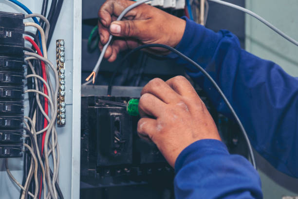 Best Electrical Installation Contractor  in Holiday Island, AR