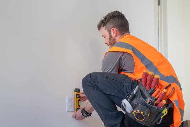 Best 24-Hour Electrician  in Holiday Island, AR