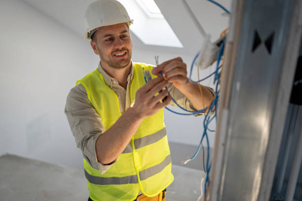 Best Electrical Contractors for Businesses  in Holiday Island, AR